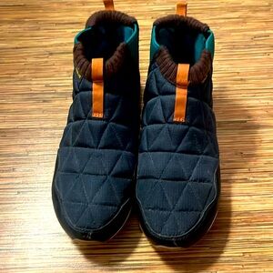 Teva High ReMoc-NWOT